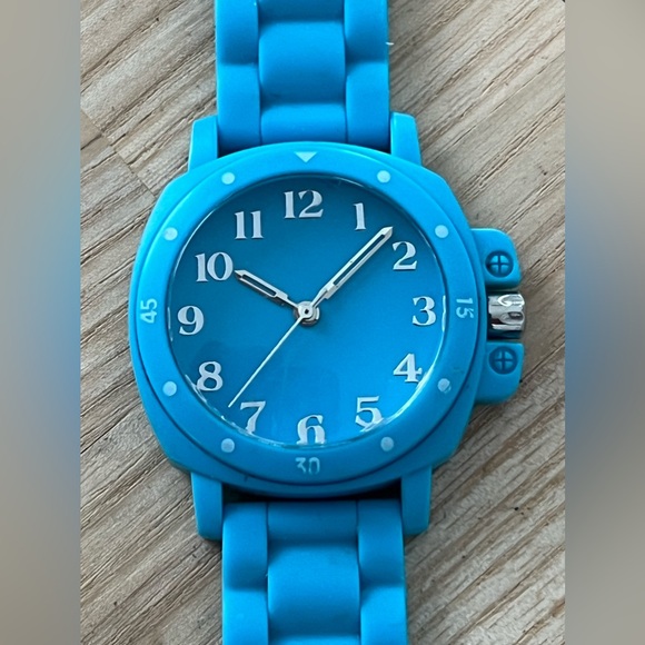 Fashion Watch Unbranded - Picture 1 of 10